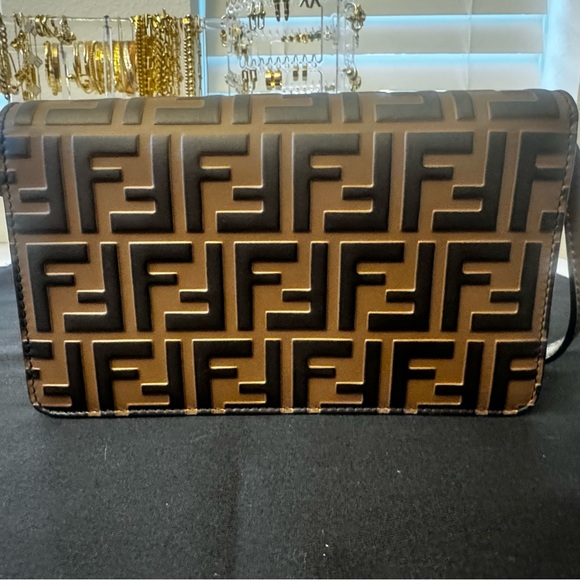 FF Diamond Wallet On Chain - Picture 2 of 7